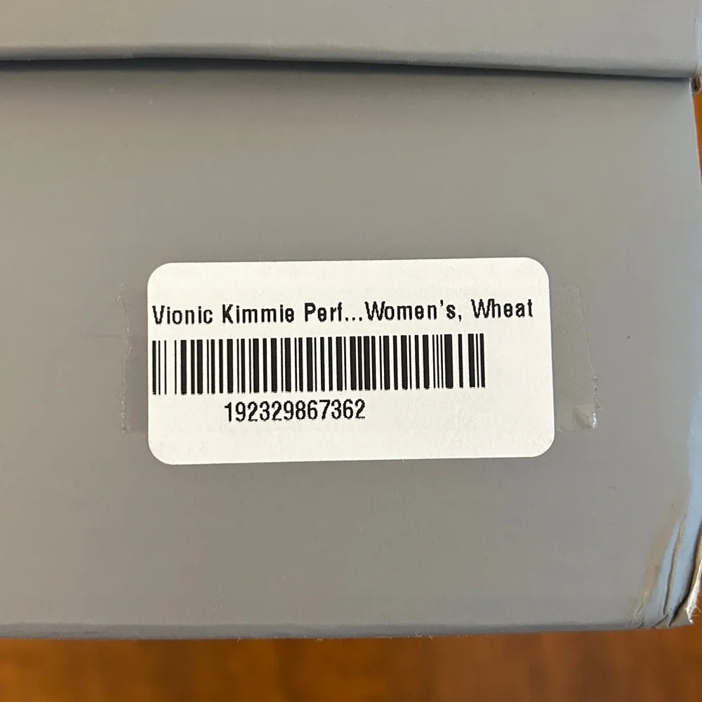 Vionic Beige Perforated Slip-On Shoes. Size 7.5 - Picture 9 of 9